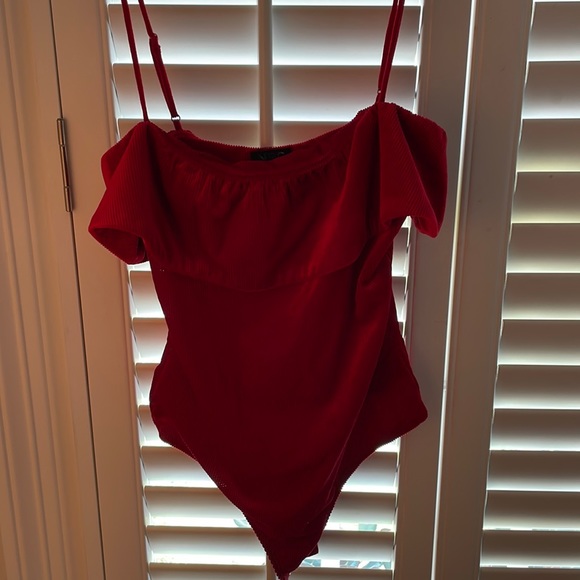 NBD Red Ribbed Velvet Bodysuit S - Picture 2 of 5